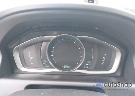 2015 Volvo Xc60 T6 Premier Plus из США, поврежденный, VIN YV4902RC4F2582520